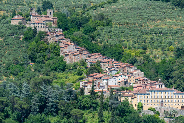 Lucca, il capoluogo a pochi chilometri da Pescaglia